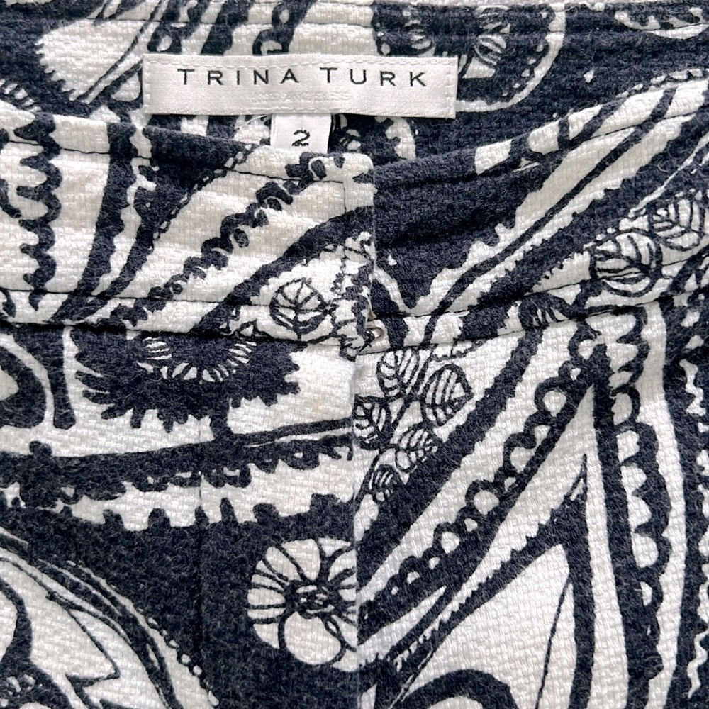 Trina Turk gently used navy/white patterned shorts, size 2